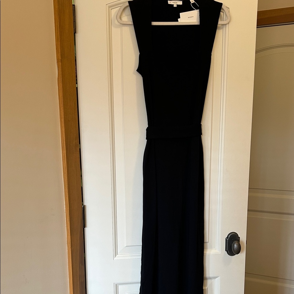 STEAL Price Vince Elegant Black Midi Dress. Sleeveless Belted Beautiful Quality